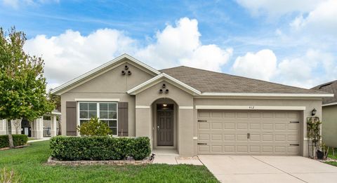 Photo of 412 Aberdeen Dr, Davenport, FL 33896 (MLS # O6395827)