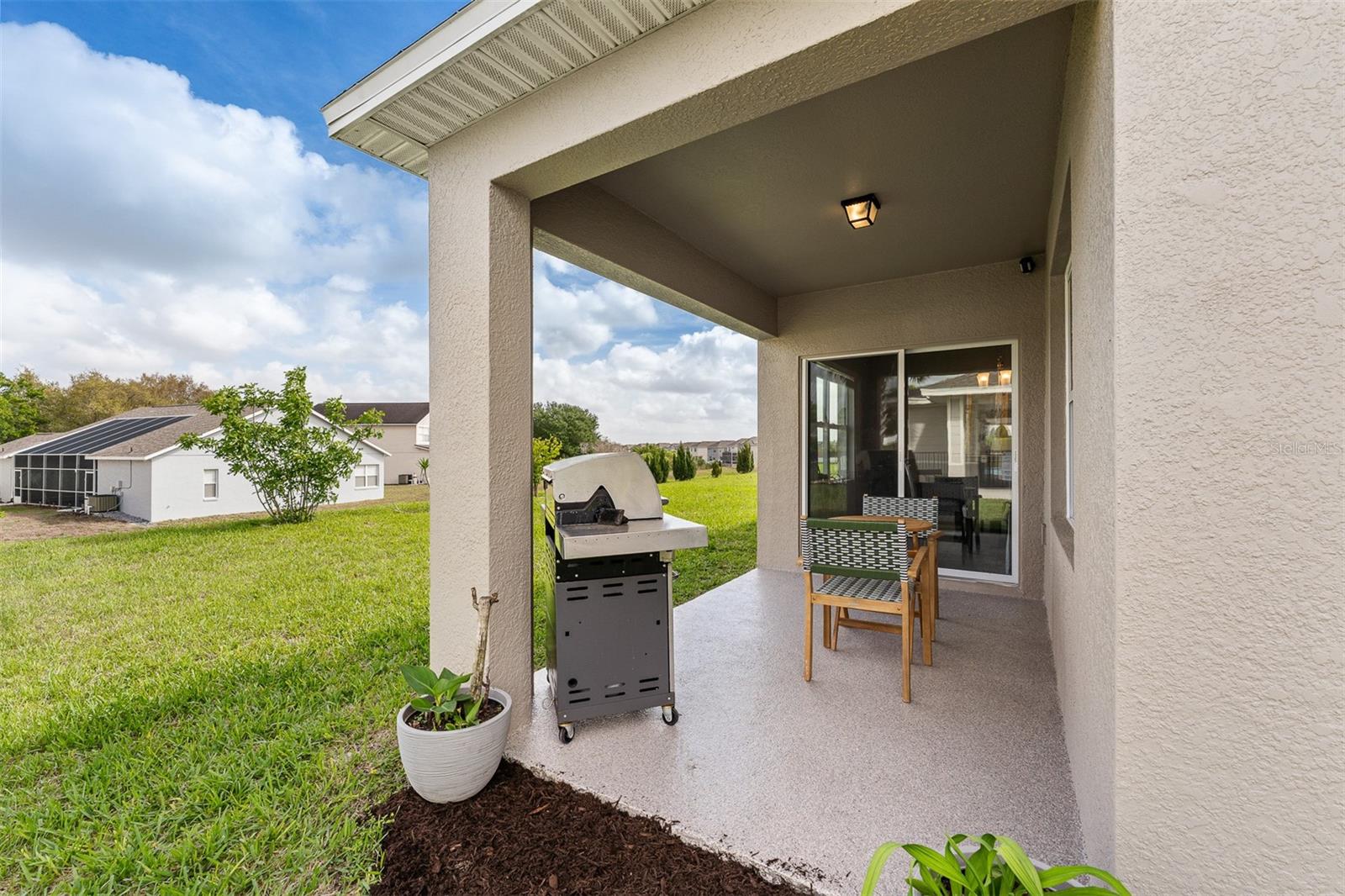 SUMMERS CORNER - Residential