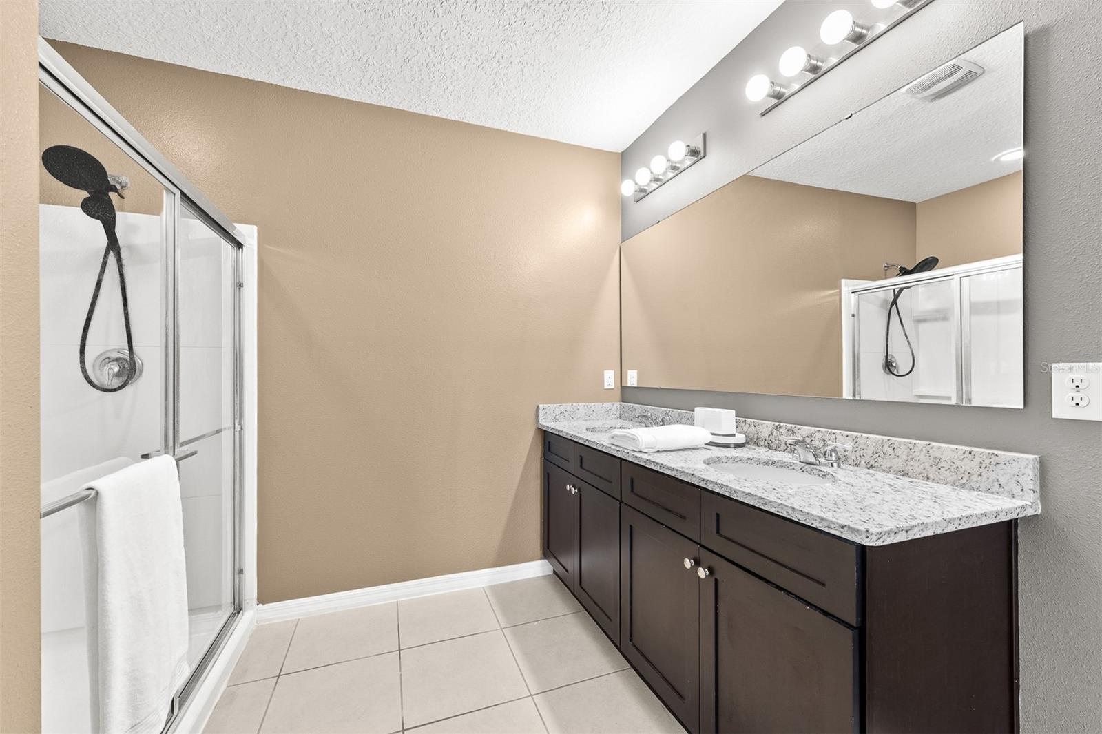 SUMMERS CORNER - Residential