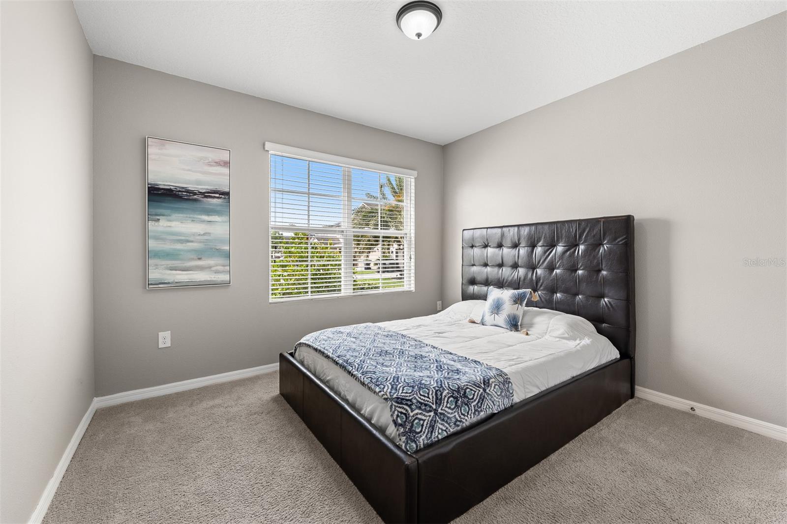 SUMMERS CORNER - Residential