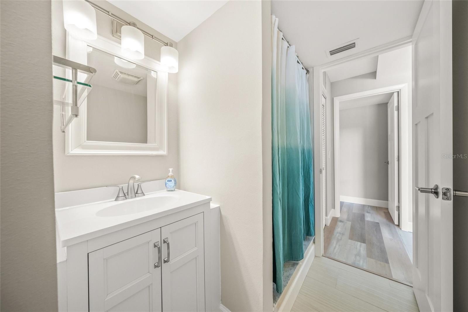 RIEGELS LANDING - Residential Lease