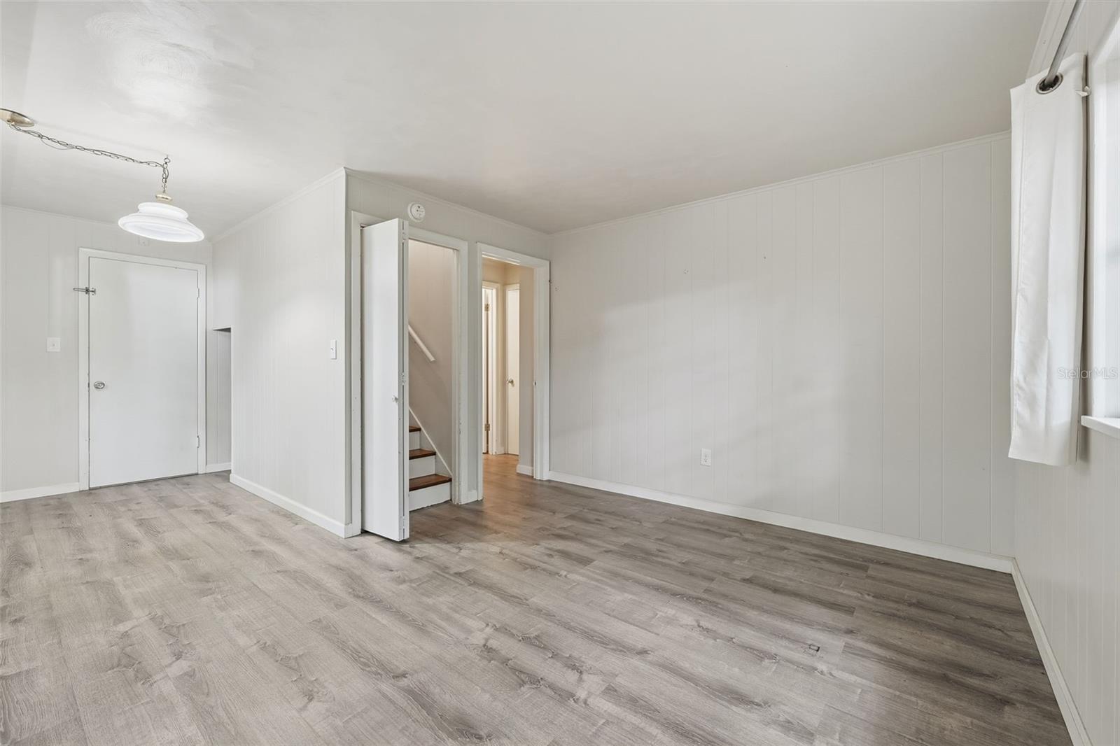 MOUNT DORA PINECREST SUB - Residential