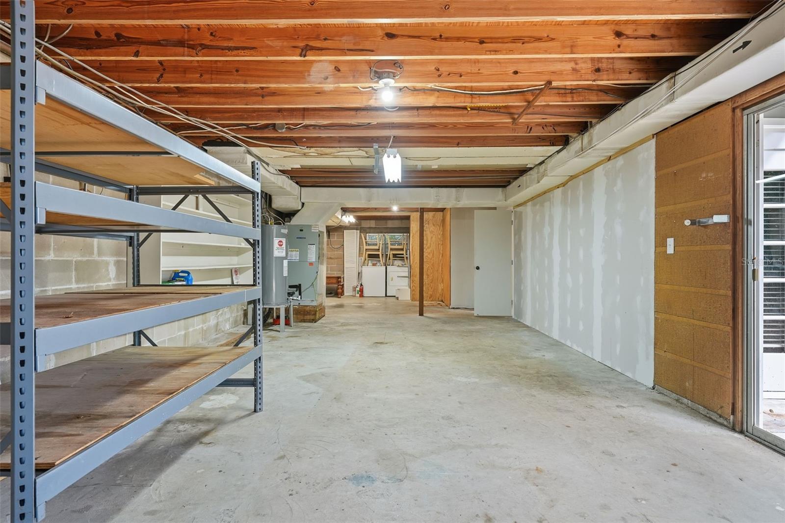 MOUNT DORA PINECREST SUB - Residential