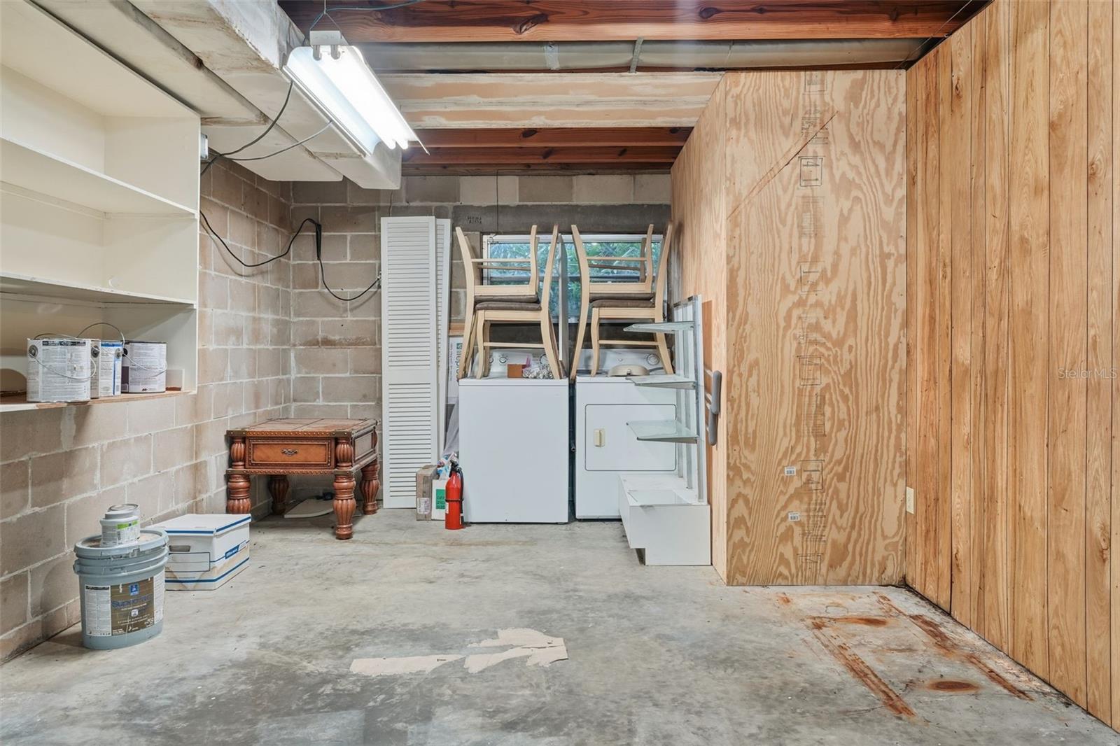 MOUNT DORA PINECREST SUB - Residential