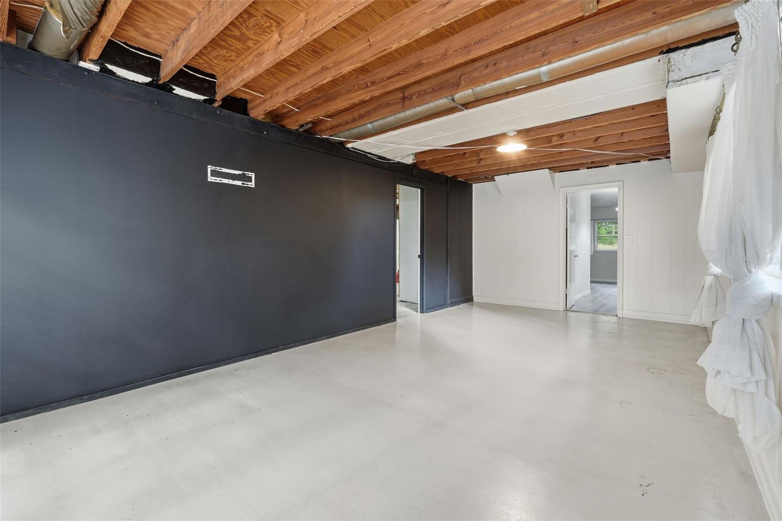 MOUNT DORA PINECREST SUB - Residential