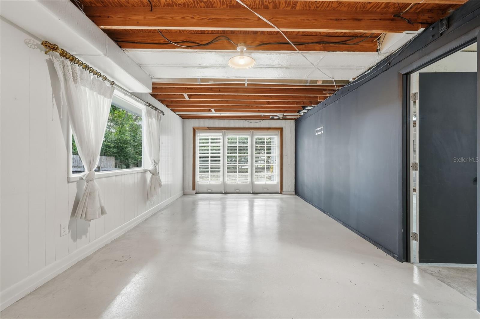 MOUNT DORA PINECREST SUB - Residential