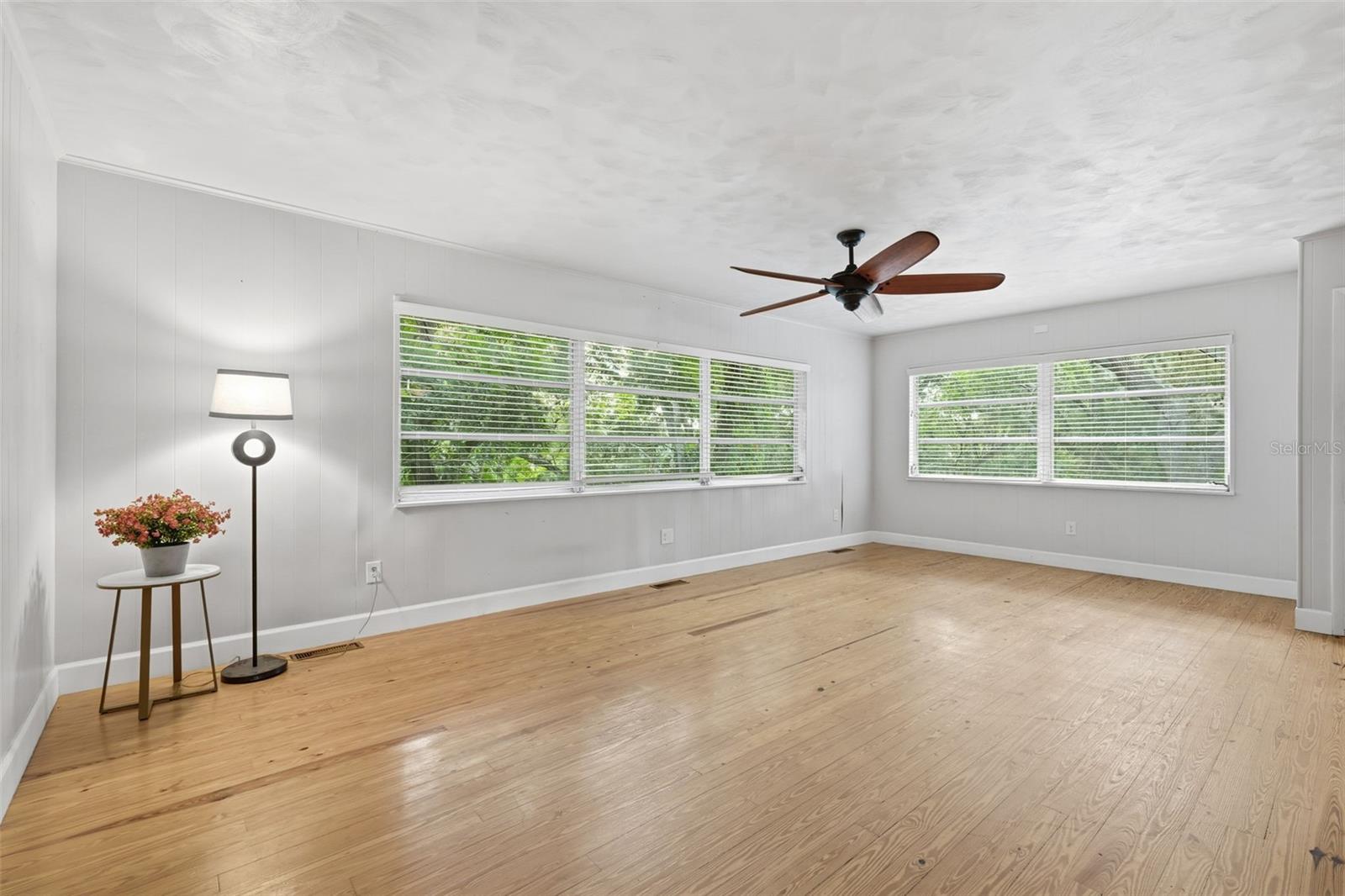 MOUNT DORA PINECREST SUB - Residential