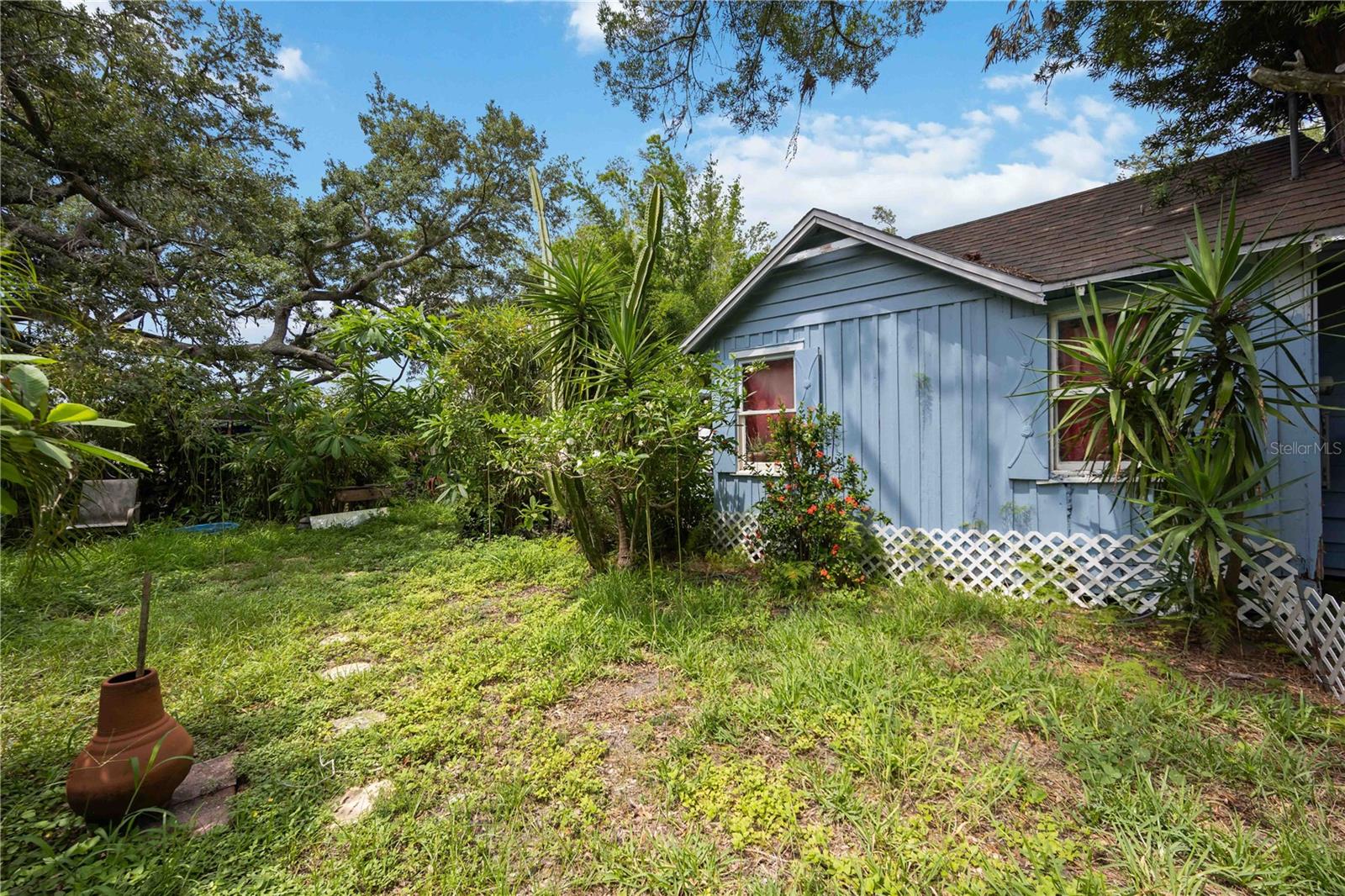 2126 OLENTARY STREET