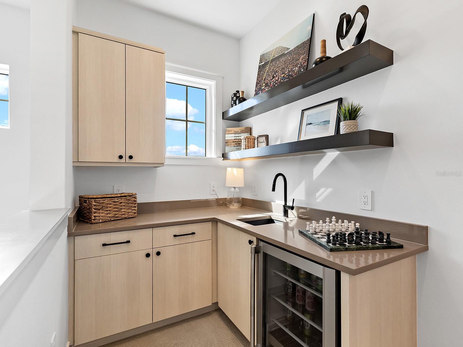 LAKEHOUSE COVE/WATERSIDE PH 5 - Residential