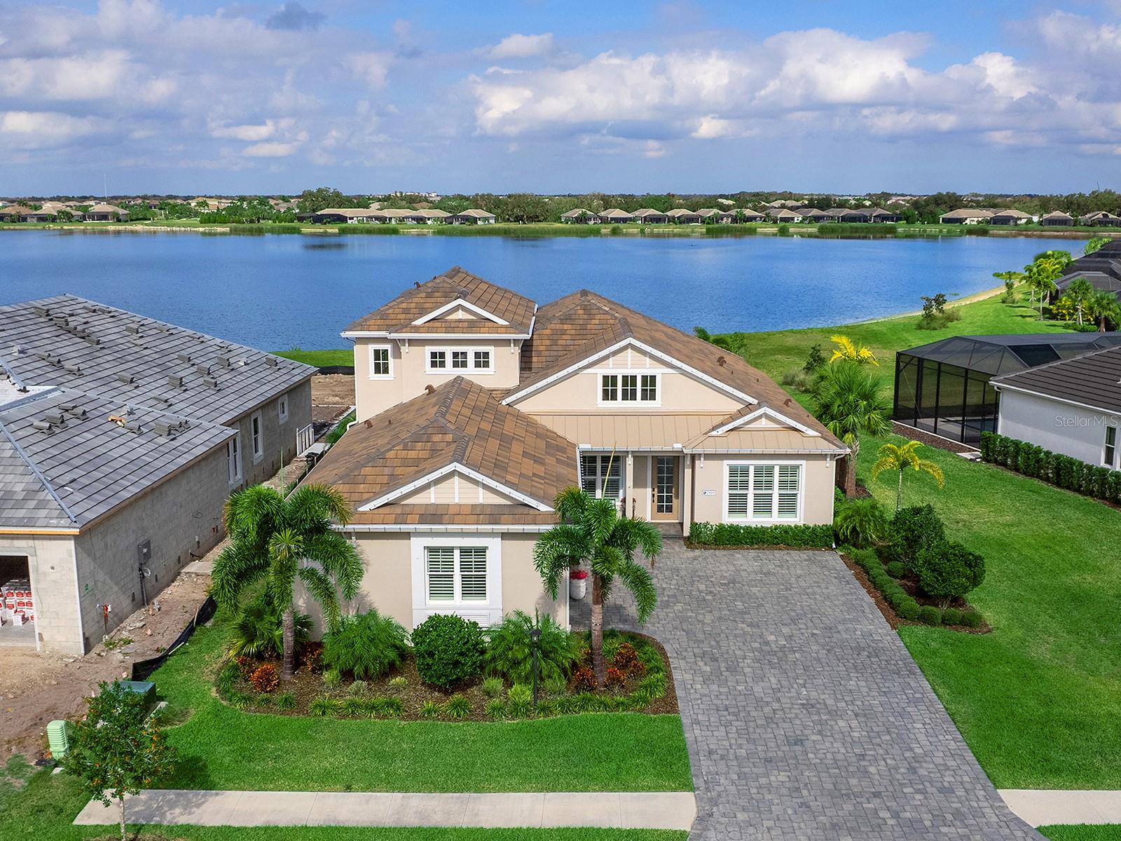 LAKEHOUSE COVE/WATERSIDE PH 5 - Residential