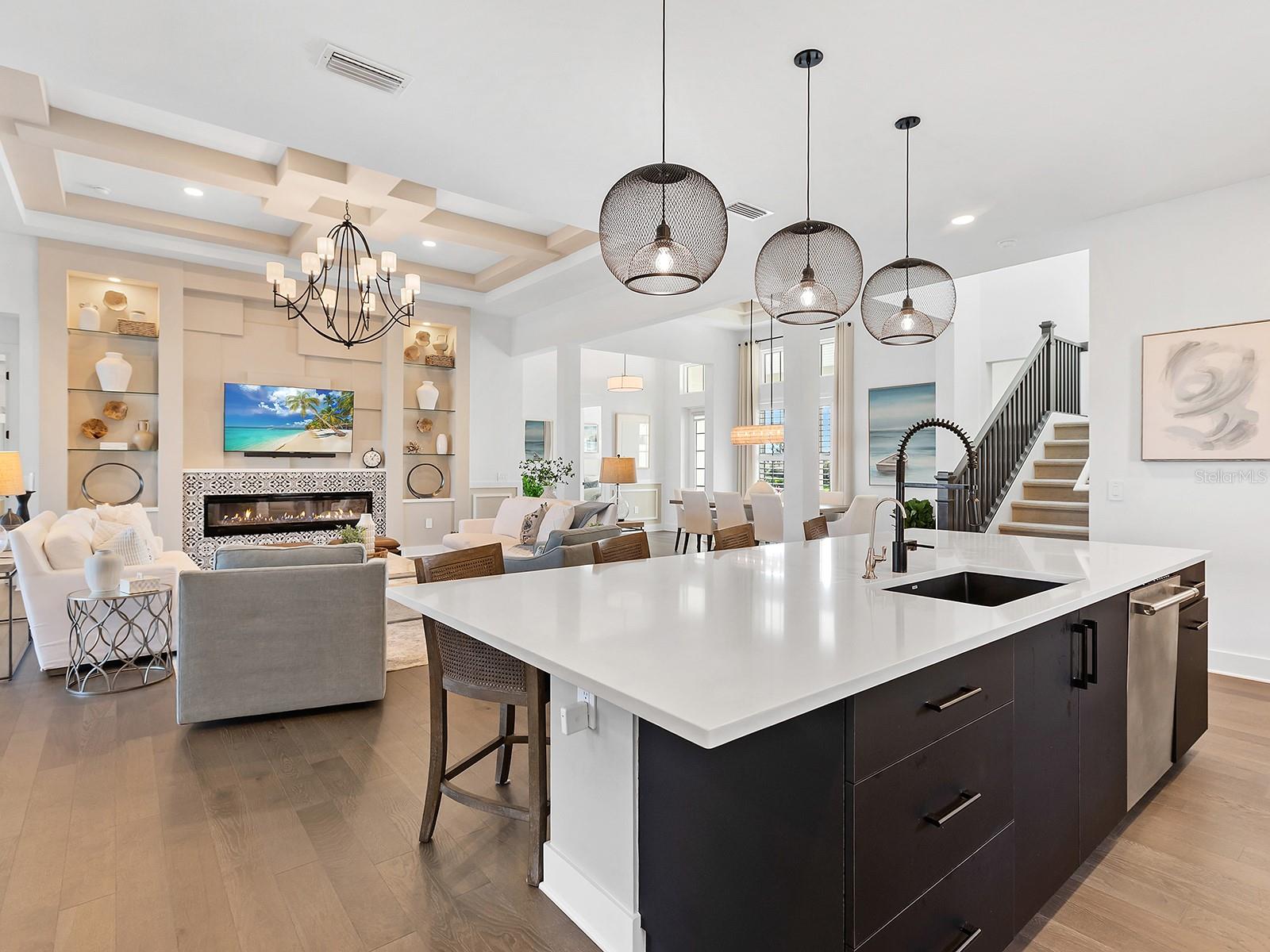 LAKEHOUSE COVE/WATERSIDE PH 5 - Residential