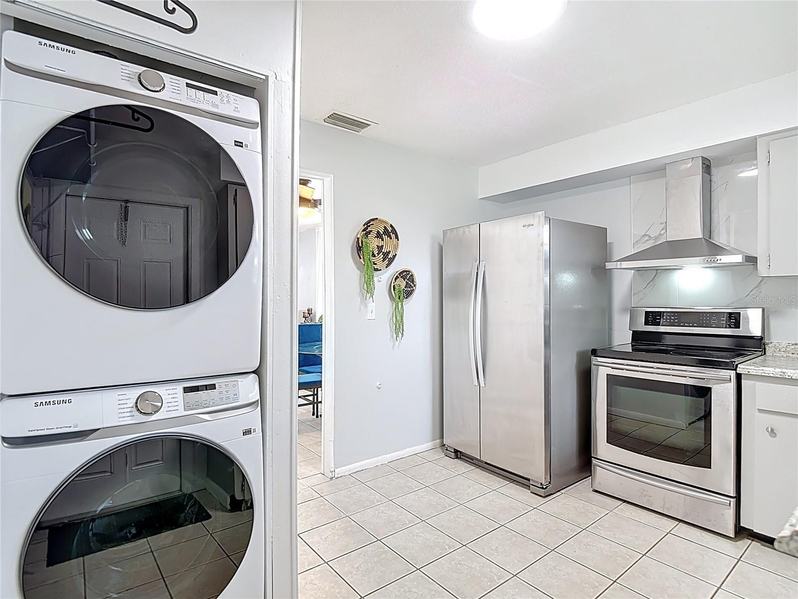 NORTH ST PETERSBURG BLK 12 REV REP - Residential Lease