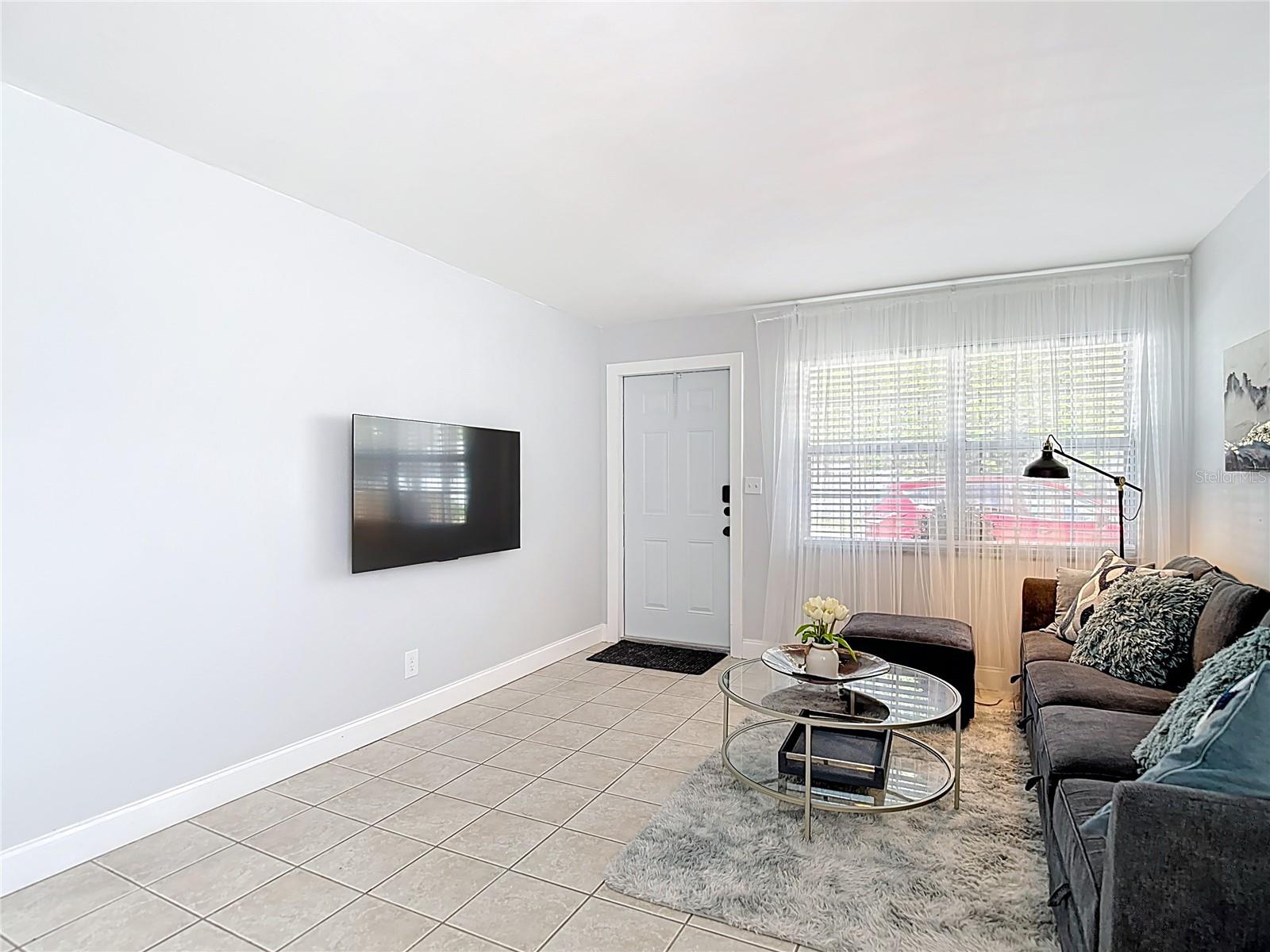 NORTH ST PETERSBURG BLK 12 REV REP - Residential Lease