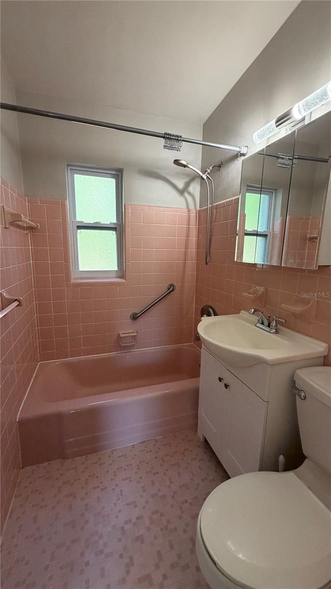 PORT CHARLOTTE SEC 033 - Residential Lease