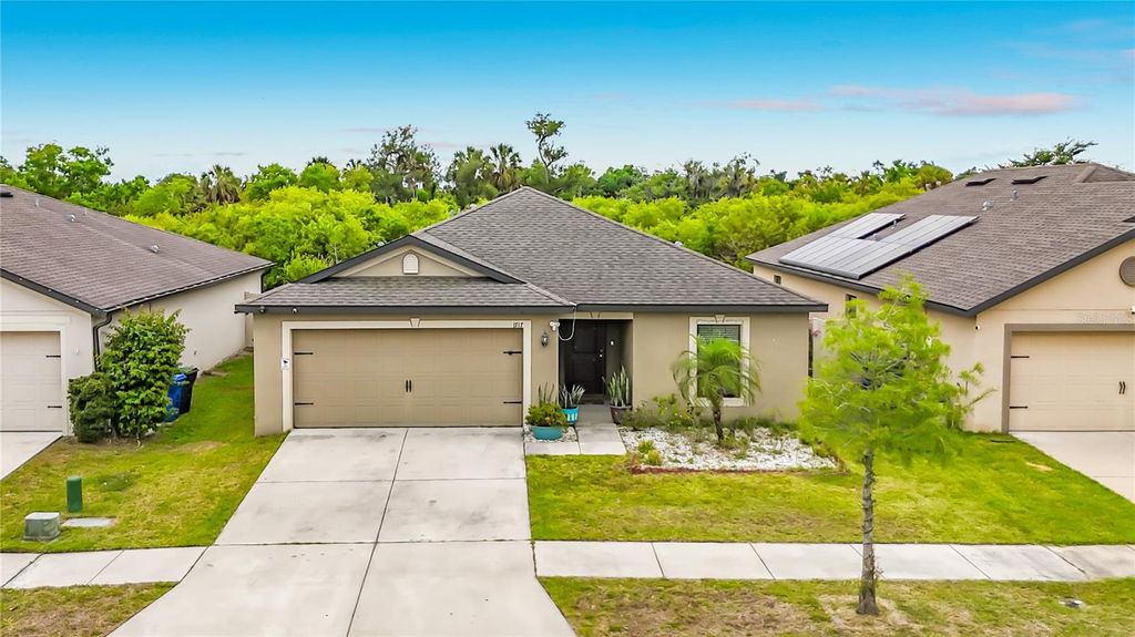 Photo of 1717 Chatham Green Circle, Ruskin, FL 33570 (MLS # TB8501698)