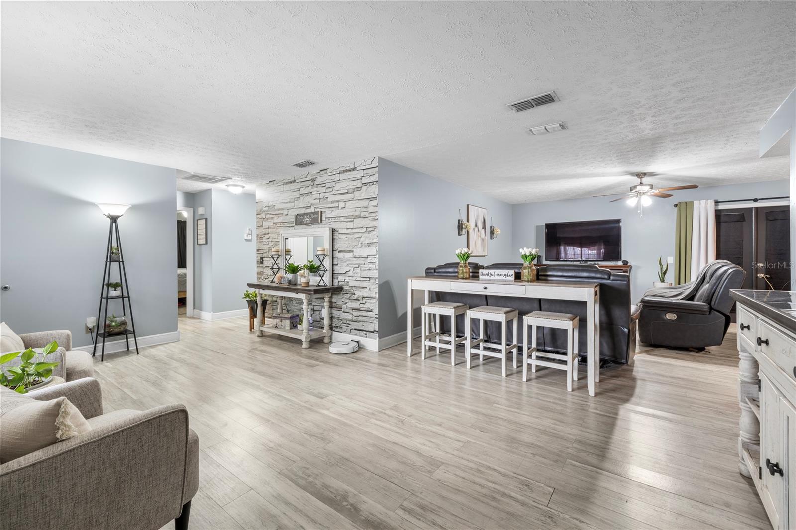 TIMBER POND SUB UNIT 1 - Residential