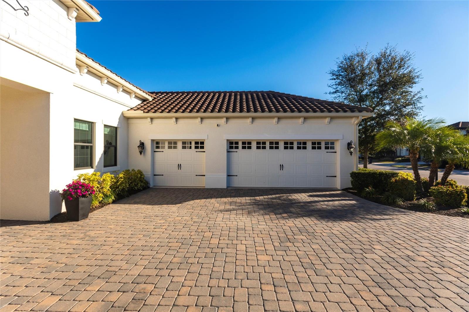 7208 PRESTBURY CIRCLE