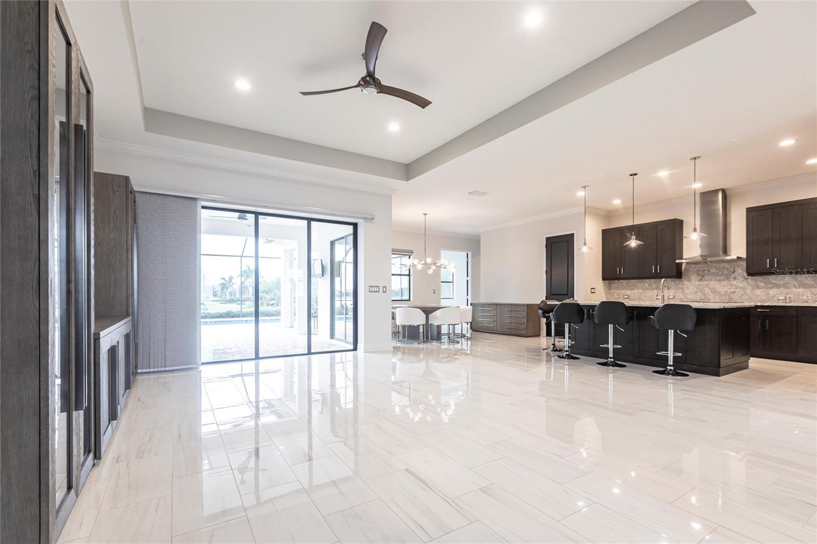 7208 PRESTBURY CIRCLE