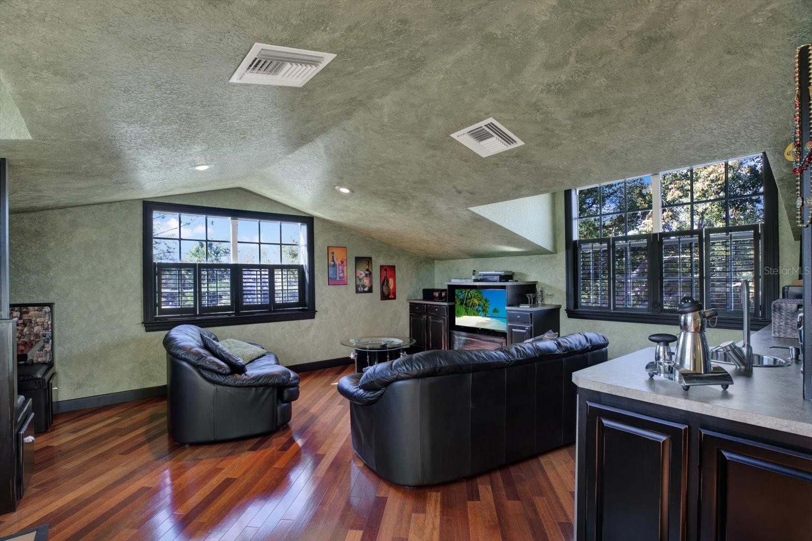 OVERBROOK PARK - Residential