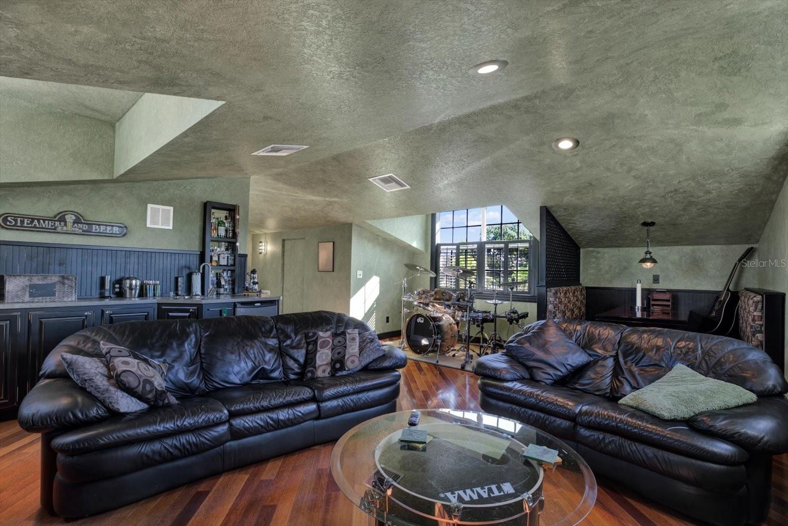 OVERBROOK PARK - Residential