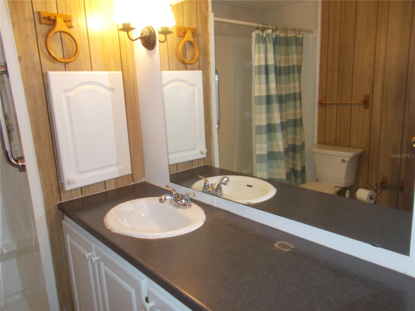 HOLIDAY PARK - Residential