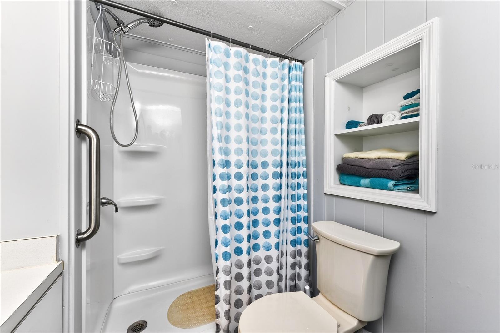 HARBOR COVE - Residential