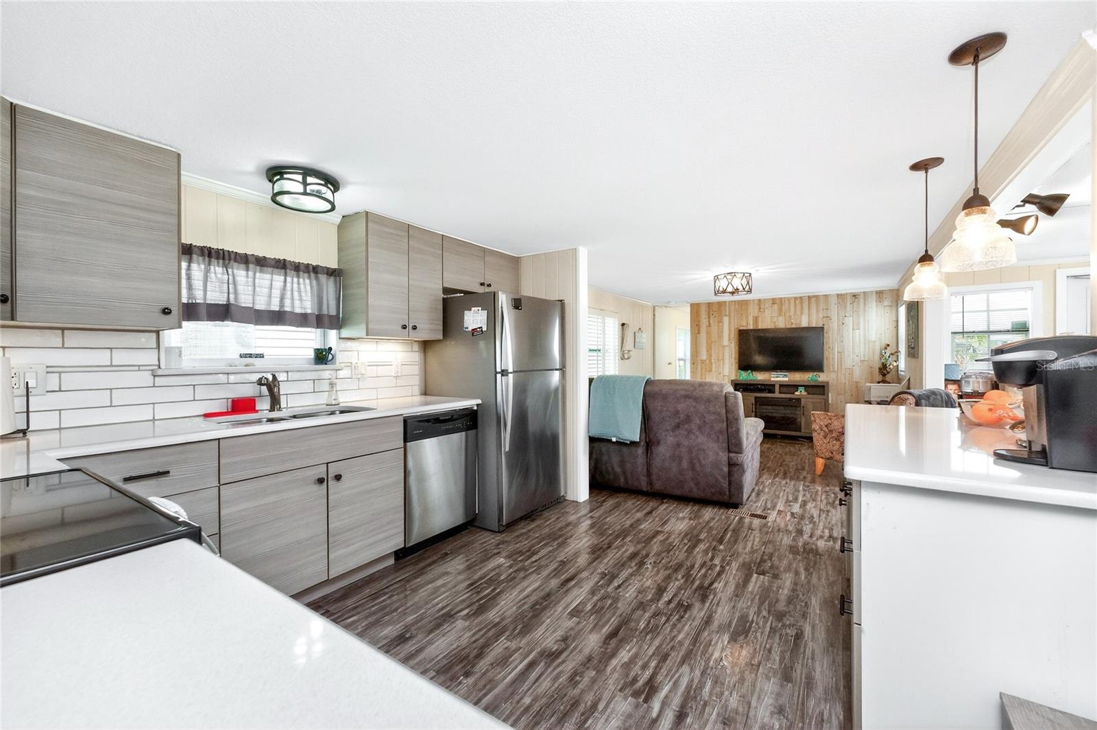 HARBOR COVE - Residential