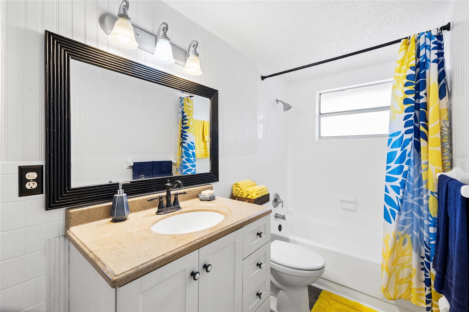 TANGLEWOOD TERR UNIT 3 - Residential