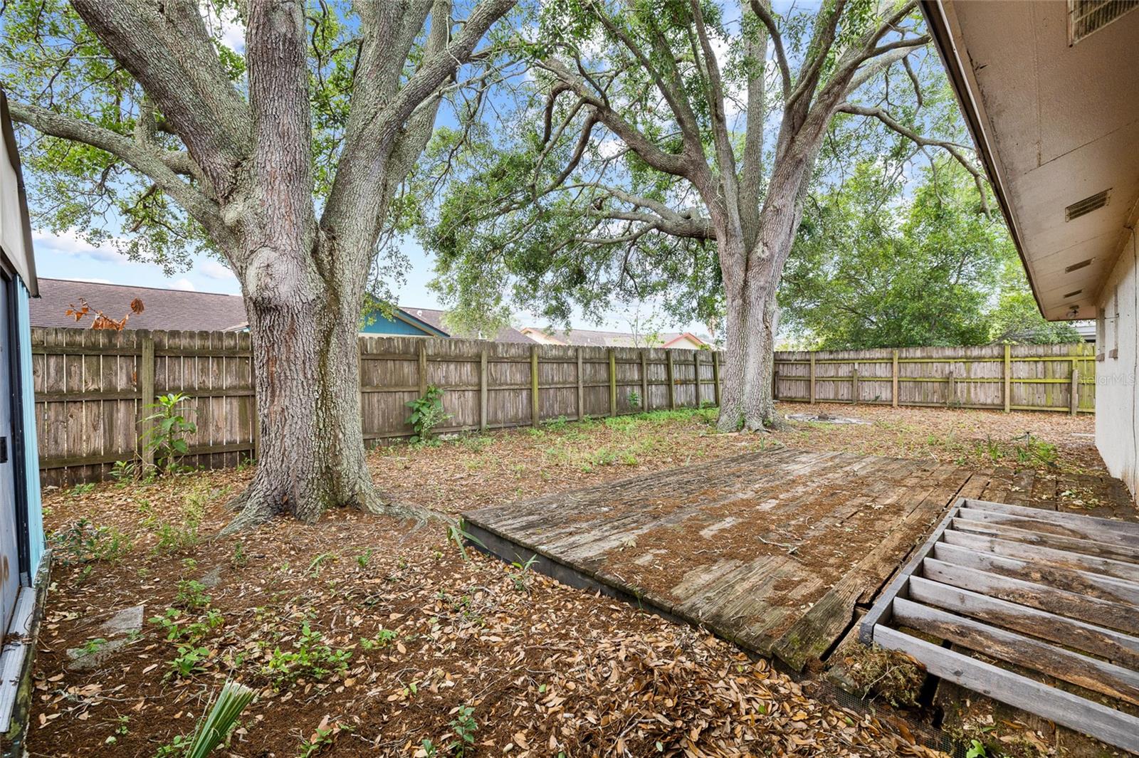 TANGLEWOOD TERR UNIT 3 - Residential