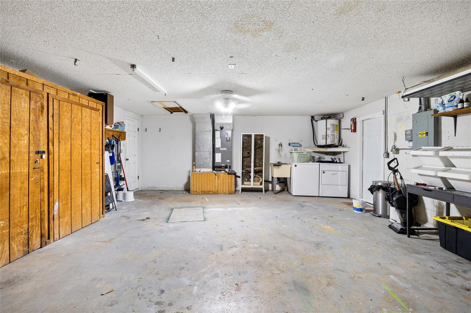 TANGLEWOOD TERR UNIT 3 - Residential