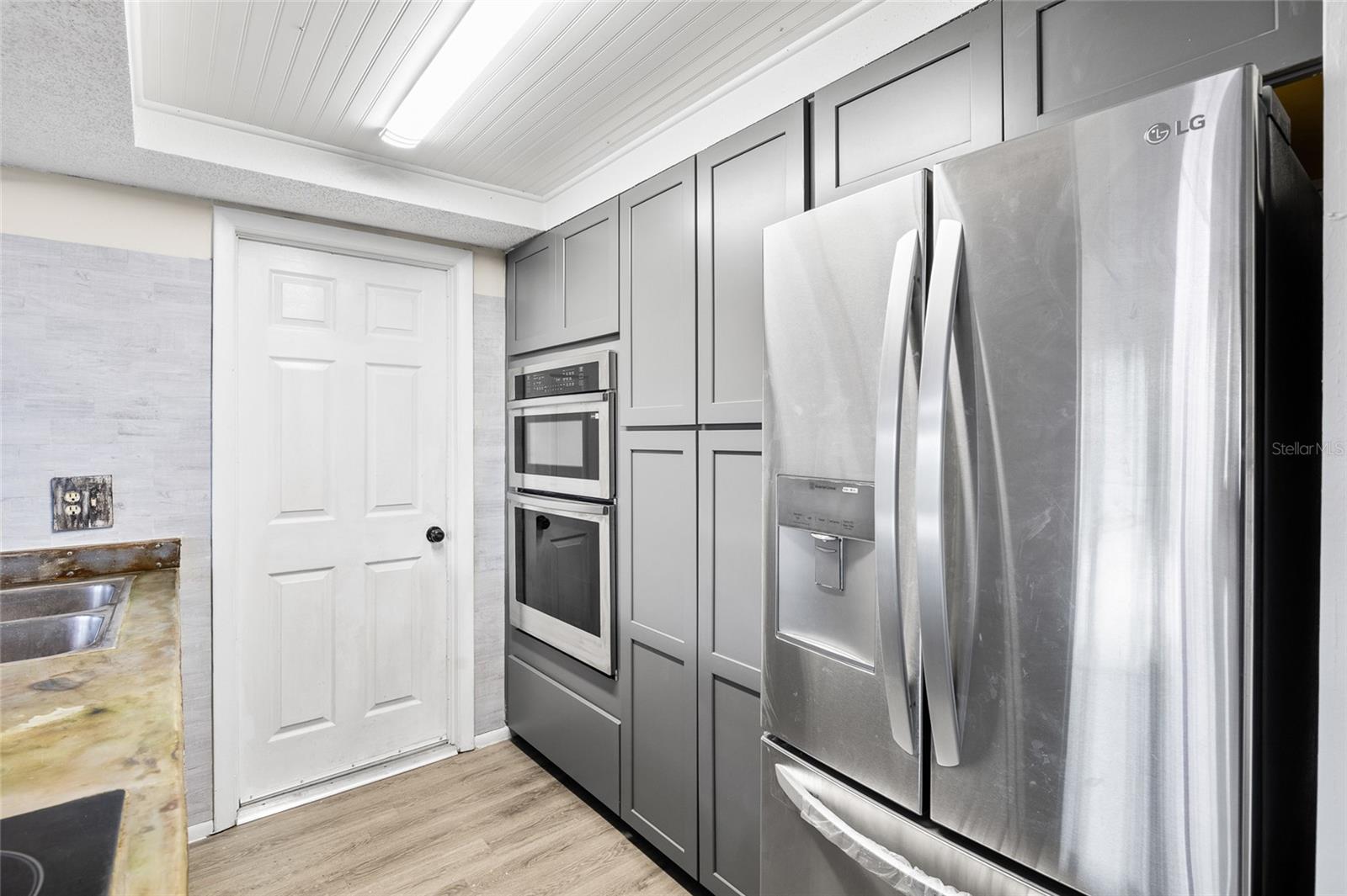 TANGLEWOOD TERR UNIT 3 - Residential