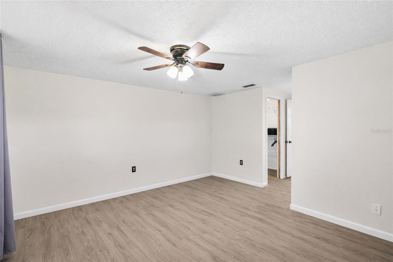 TANGLEWOOD TERR UNIT 3 - Residential