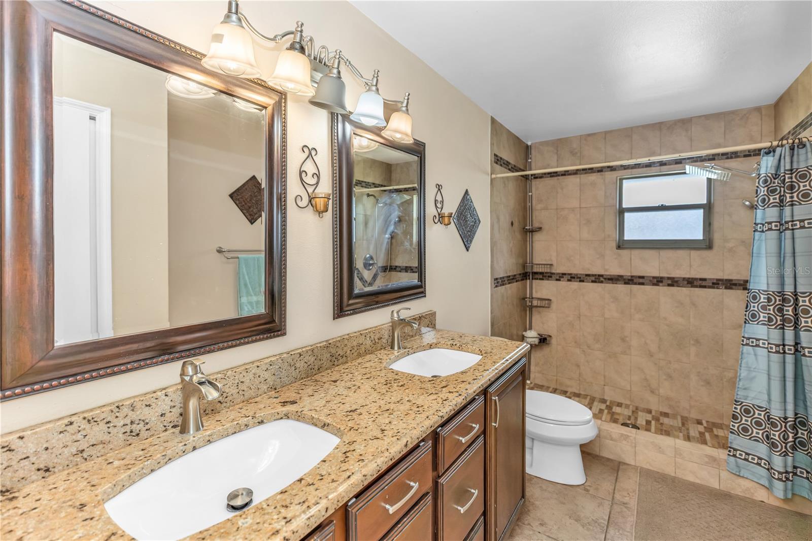 PLEASANT HILL LAKES UNIT 9 - Residential