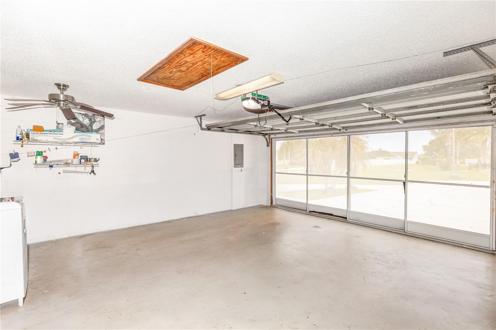 PLEASANT HILL LAKES UNIT 9 - Residential