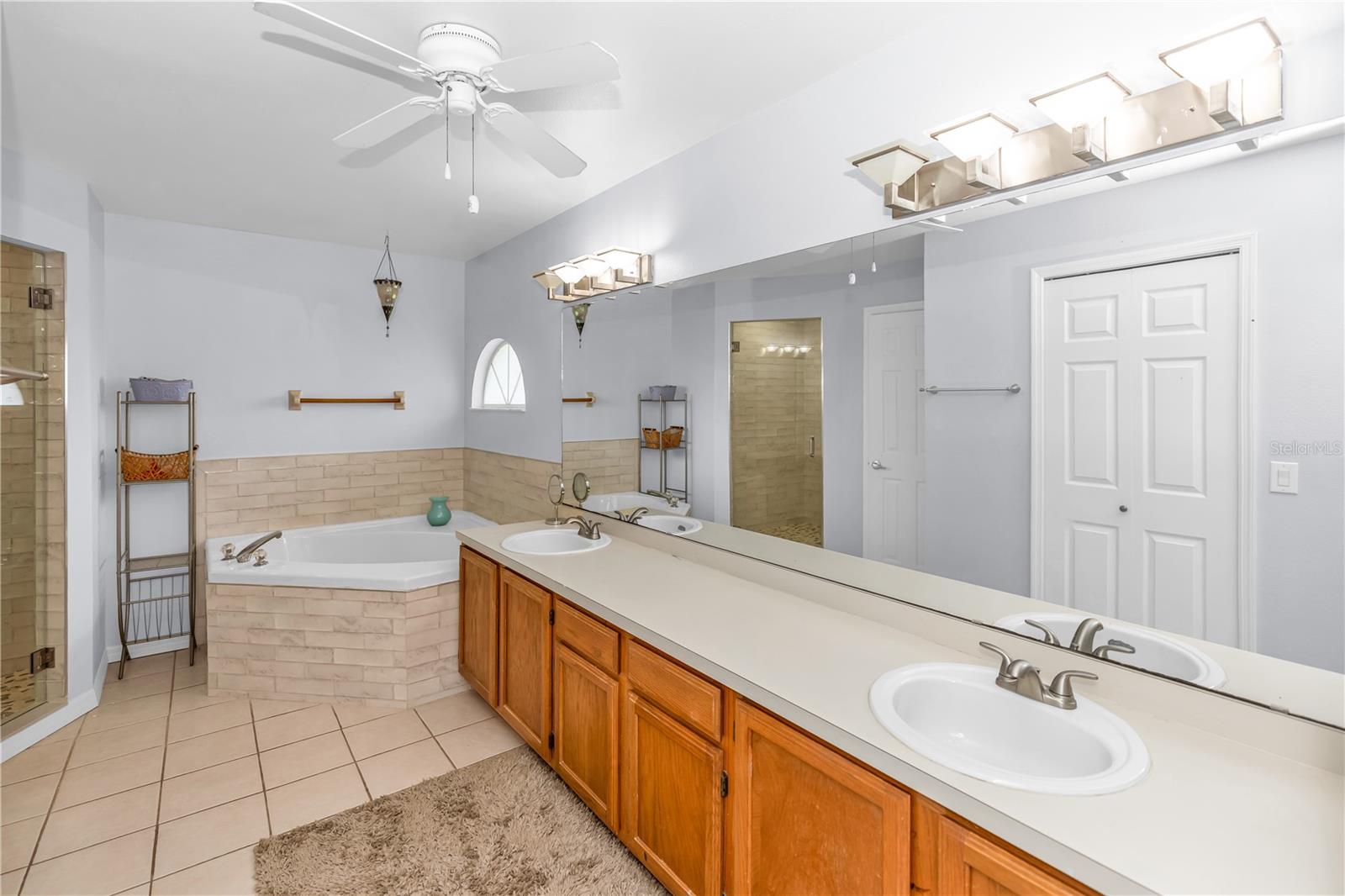 PLEASANT HILL LAKES UNIT 9 - Residential