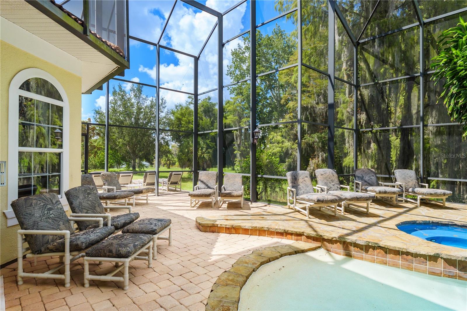 FORMOSA GARDENS UNIT 2 - Residential