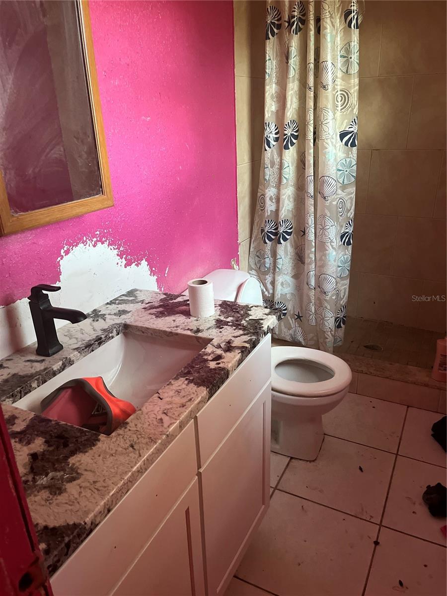 BYARS RIVERVIEW ACRES REV - Residential