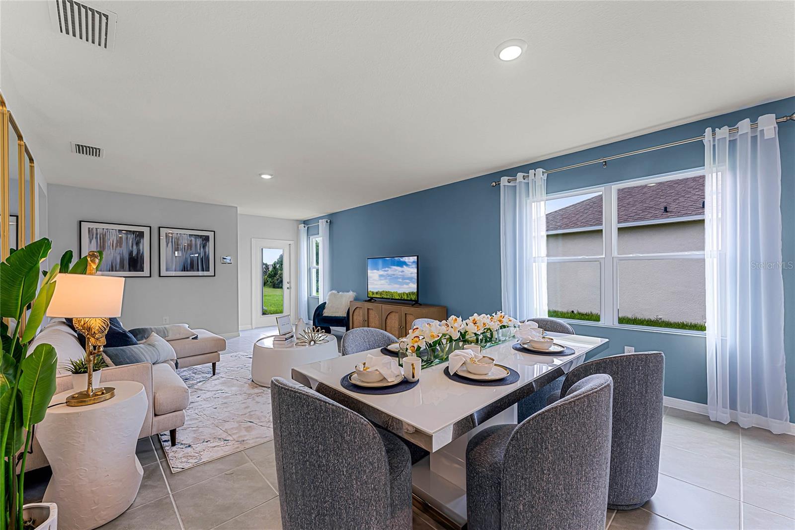 2858 HOUSE FINCH ROAD
