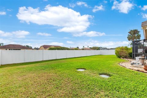 A home in LAKELAND