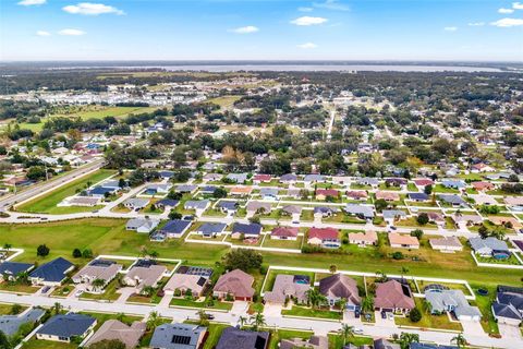 A home in LAKELAND