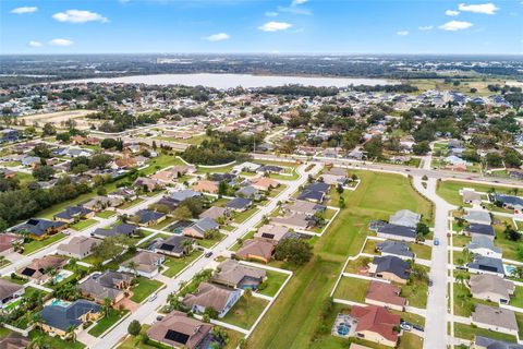 A home in LAKELAND