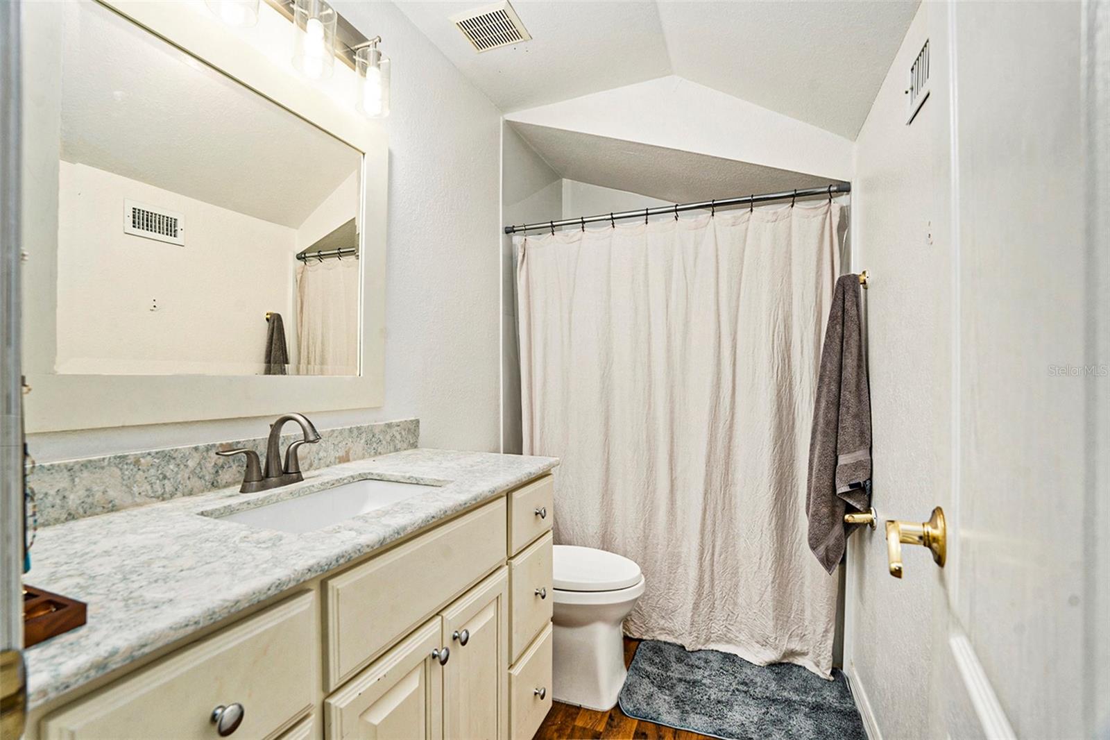 RENDER PLACE - Residential