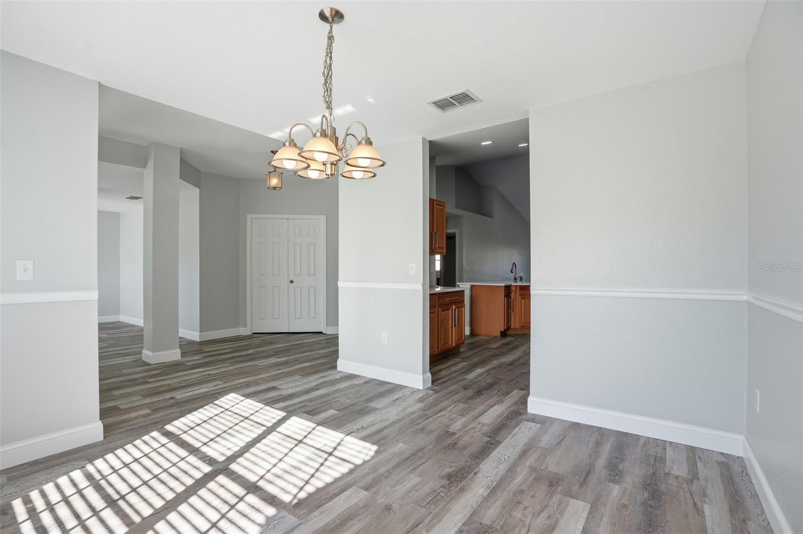 SPRING HILL - Residential