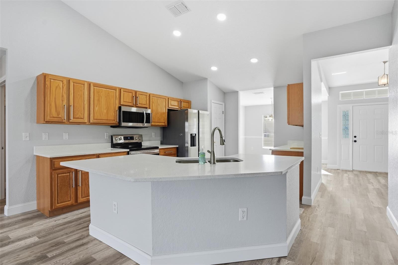 SPRING HILL - Residential