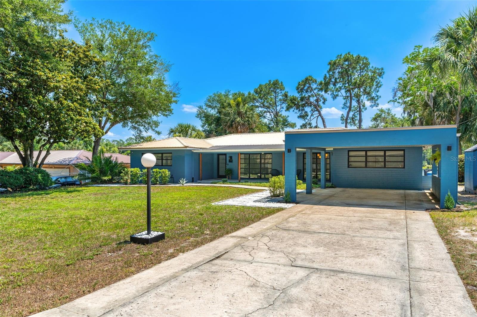 10 MADERA ROAD