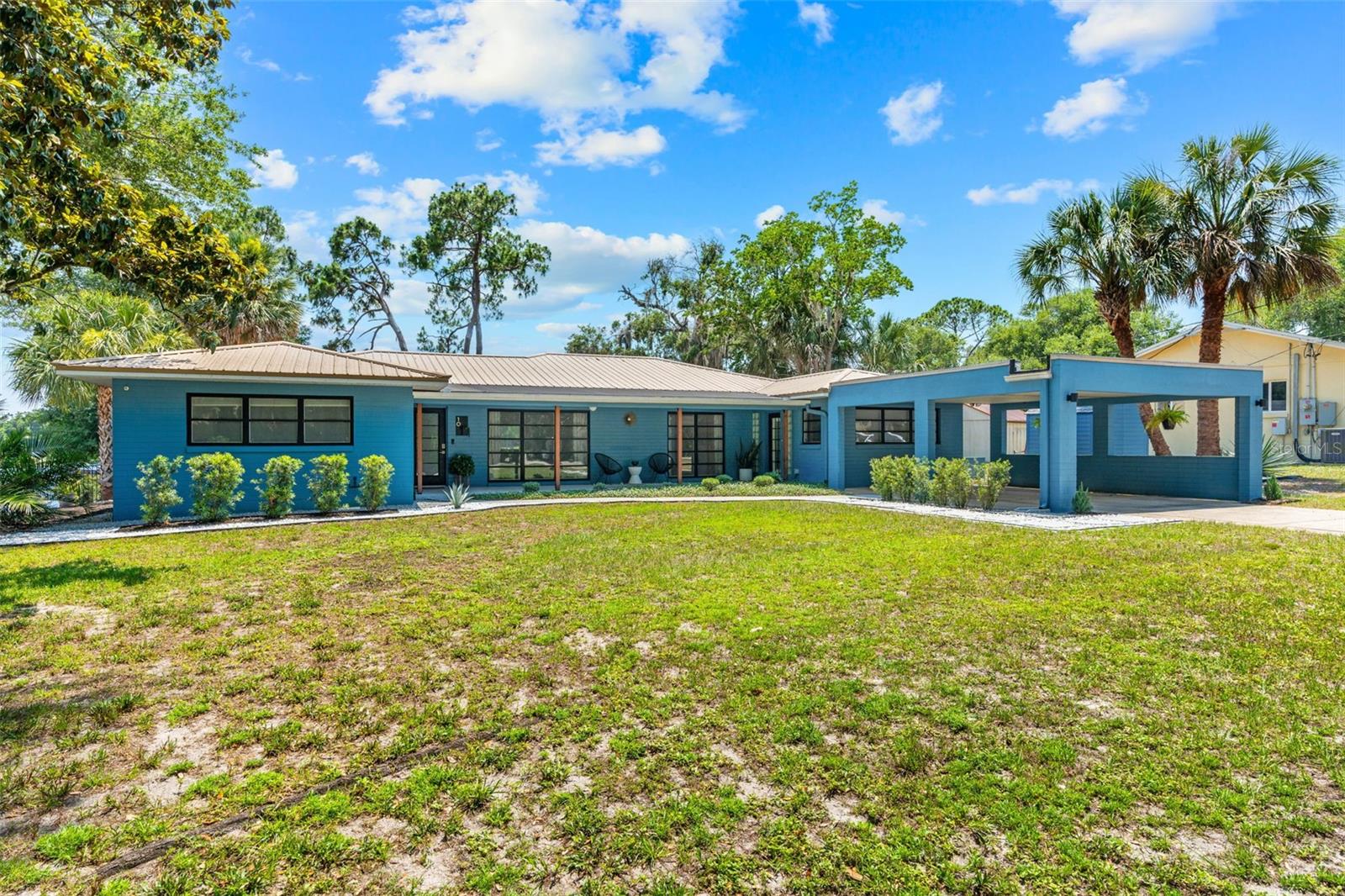 10 MADERA ROAD