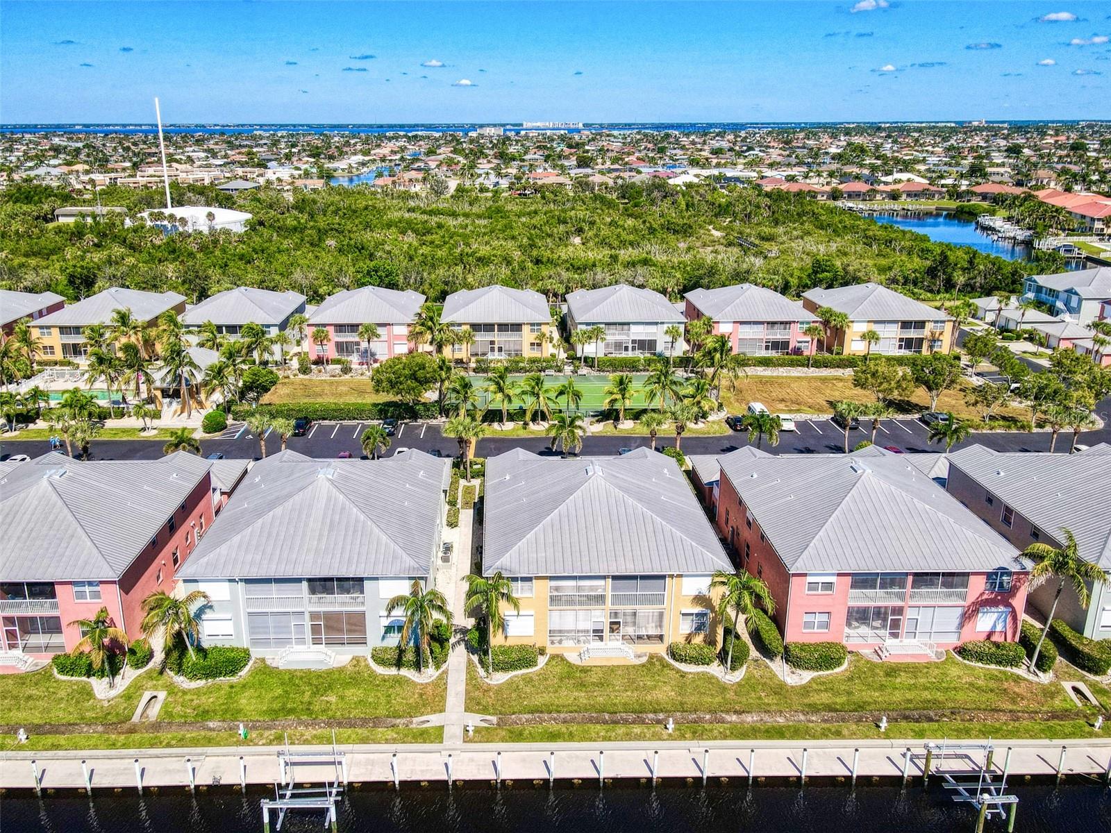 CLIPPER COVE VILLAGE BLDG 18 - Residential