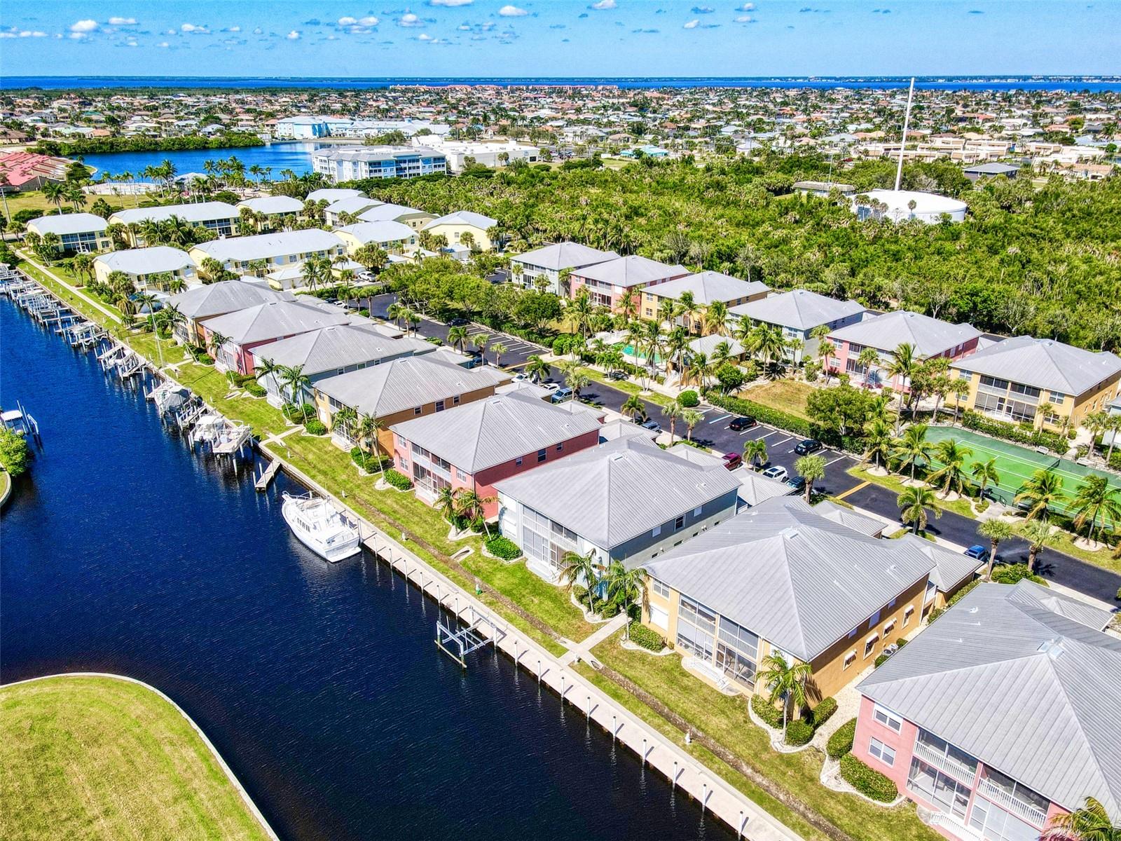 CLIPPER COVE VILLAGE BLDG 18 - Residential