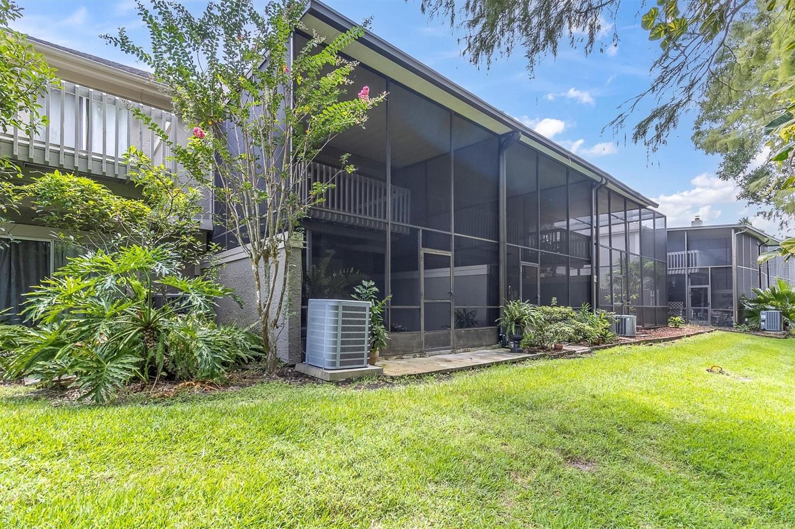 CARROLLWOOD VILLAGE PH III - Residential