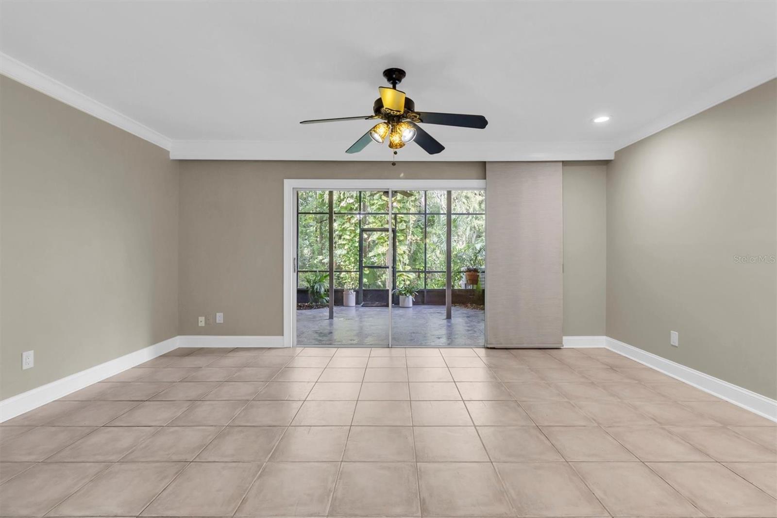 CARROLLWOOD VILLAGE PH III - Residential